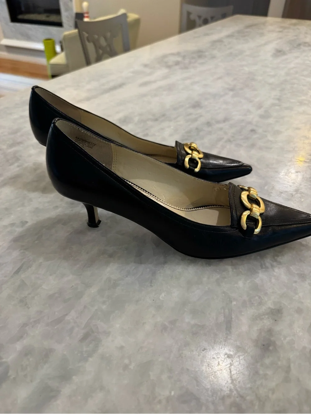 Anne Klein Black Pointed Kitten Heel Pumps with Gold Chain